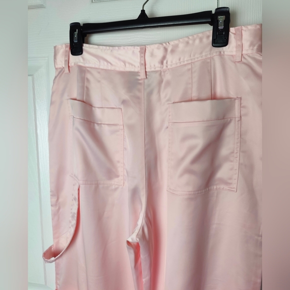 Bubish Luxe Lara Pink Cargo Pant US Size 8 Satin NWT - Picture 9 of 14